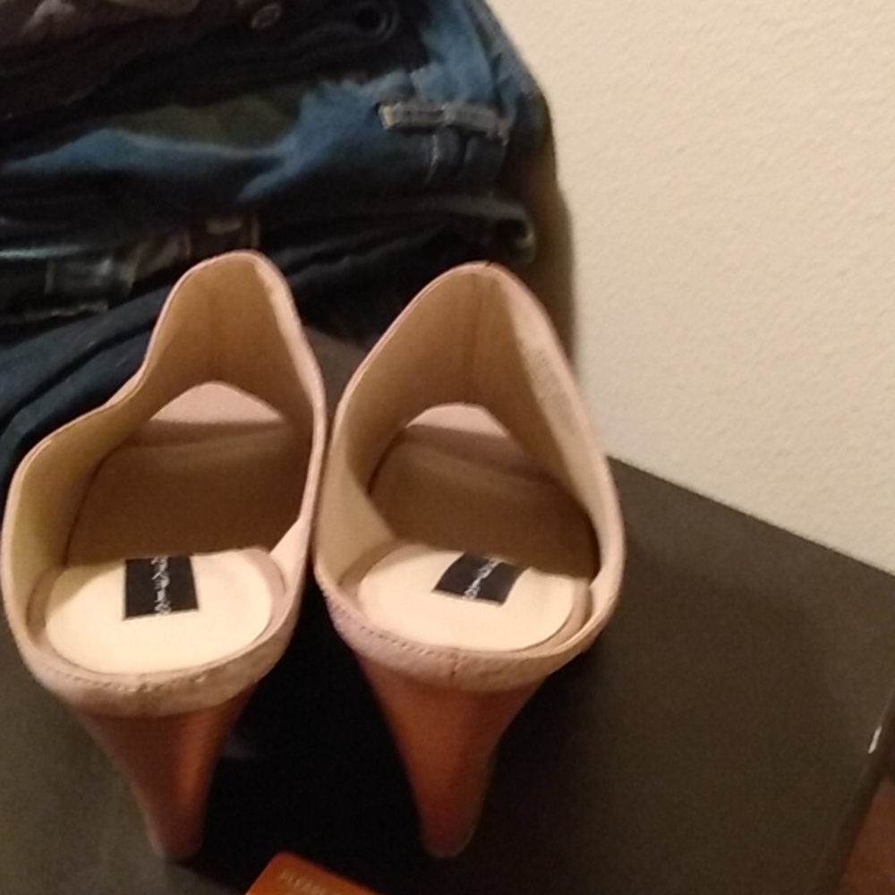 Shoes - Picture 3 of 3